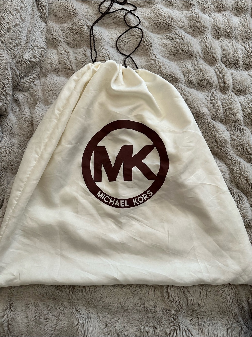 Michael Kors Cream Drawstring Dust Bag with Dark Brown MK Logo